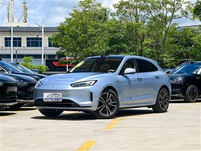 Aito M5 Extend Range Electric Car