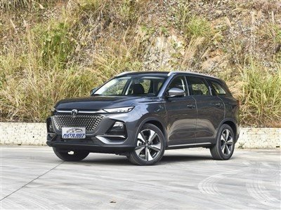 Changan X7 Plus Petrol Car