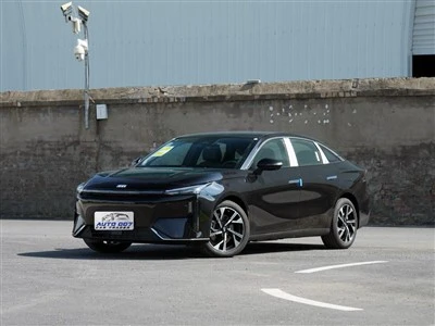 Geely Galaxy L6 Plugin Hybrid Car