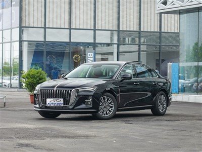 Hongqi H5 Petrol Car